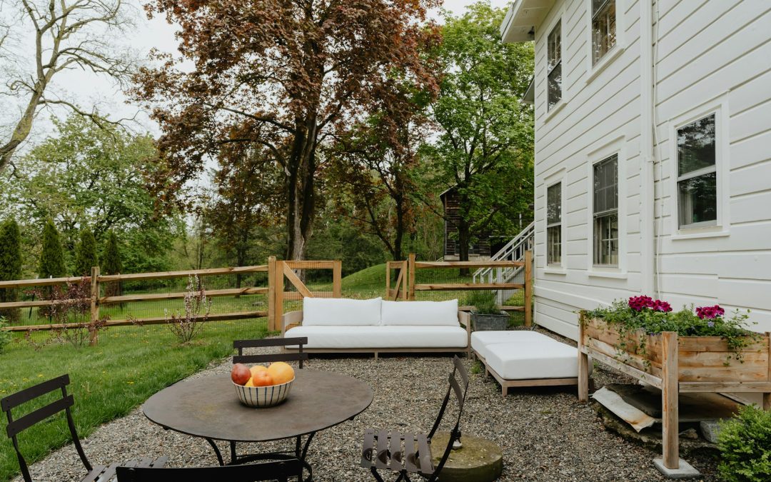 Outdoor Living Spaces: Creating the Perfect Backyard Retreat for Your New Home