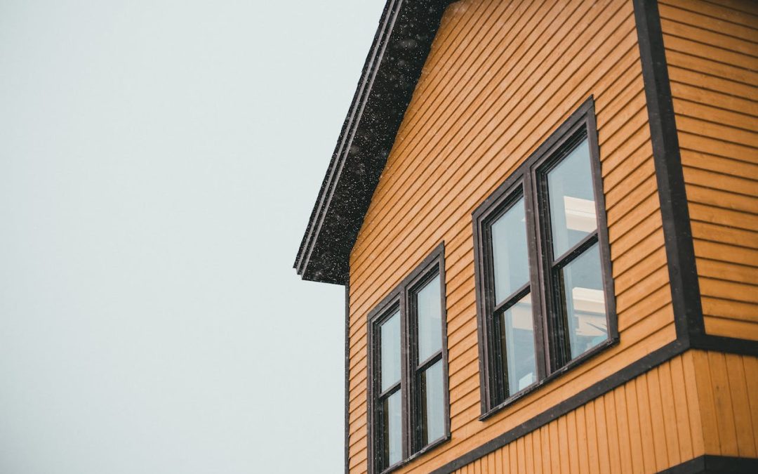 Expert Guide to Choosing the Perfect Siding Material for Your Home